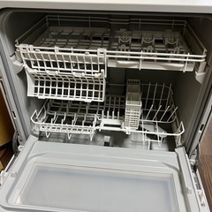 Panasonic 電気食器洗い乾燥機 品番 NP-TH2-Nの画像