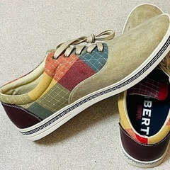 ★新品未使用★LIBERTO EDWINチェック柄 スニーカーの画像