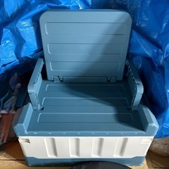 コンテナBOX　伸縮イス　アウトドアなど　　の画像