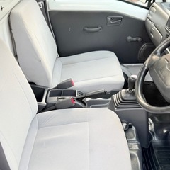 スバル サンバートラック　4WD 5速マニュアル　車検8年4月まで　エアコンパワステ付き　7万km台　の画像