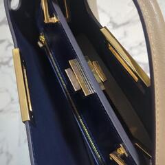 ピーカブー型  ハンドバッグ  セレモニーバッグ  の画像