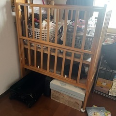 カトージ　ベビーベッドの画像