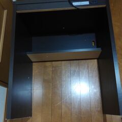 パソコンデスク（電源コンセント付き）の画像