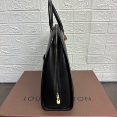 ルイヴィトン　エピ　ビジネス　ハンドバッグの画像