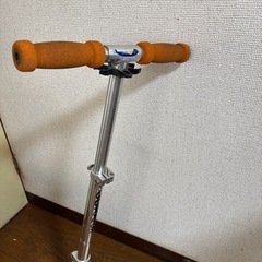 JDRAZOR ジェイディレーザー キックスクーター キックボード　
オレンジの画像