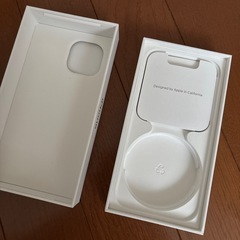 iPhone15 空箱の画像