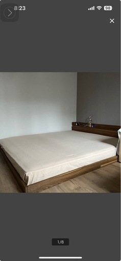 クイーンサイズベッド