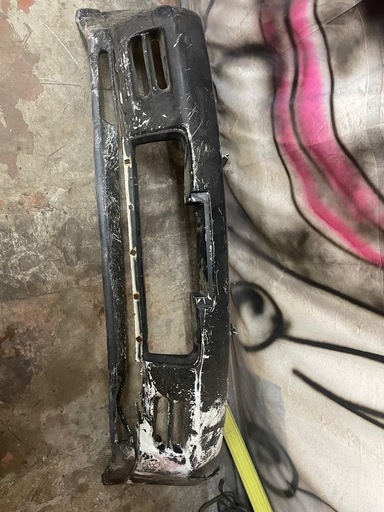 GTR32純正フロントバンパージャンク