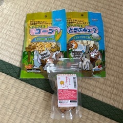 ハムスター用フードの画像