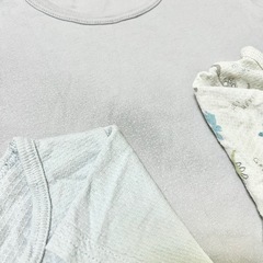 ベビーザラス 恐竜柄 半袖 メッシュシャツ 3枚セットの画像