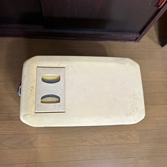 RYOBI釣り用クーラーの画像