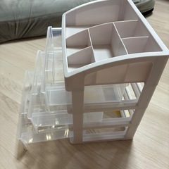 収納ケース　白の画像
