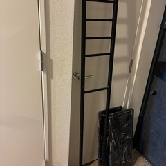 突っ張り式ラックの画像