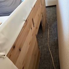 ダブルベッドの画像