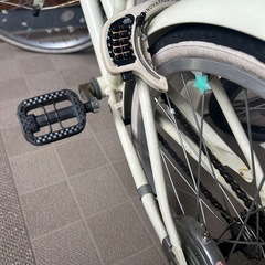 子供用自転車20インチ白　の画像