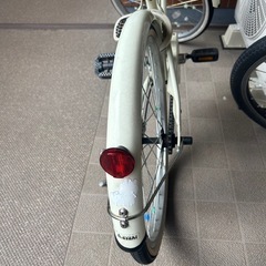 子供用自転車20インチ白　の画像