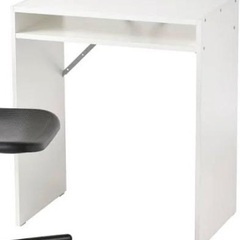 IKEA 学習机 ドレッサー パソコンデスク 白の画像