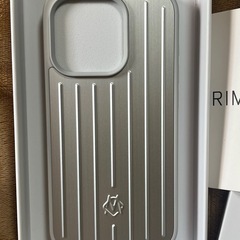 リモワiPhone15プロ新品の画像