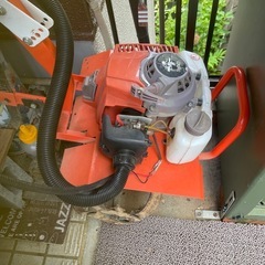 ガソリン式耕運機の画像