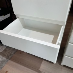 衣装ケースの画像