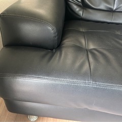 3人掛けソファー　黒　合皮レザーの画像