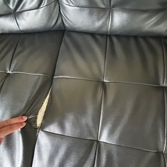 3人掛けソファー　黒　合皮レザーの画像