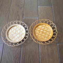 昭和レトロな木製コースター５個セットの画像