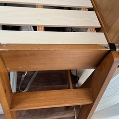 【あげます】ニトリ　頑丈棚付きロフトベッド ロータイプ(高さ122cm LBR)の画像
