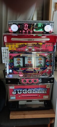 北電子　ジャグラーパンフレット　ジャグラーTM 【ジャグラーのみ中閉破れある】。 北電子ジャグラーパンフレットジャグラーTM 【ジャグラーのみ中閉破れ