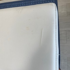 施術用折り畳みベッドの画像