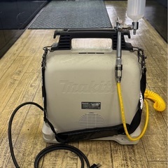 中古　マキタ　エアコンプレッサー　100v AC700の画像