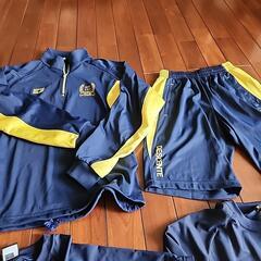 石井中学校体操服とサブバック　男子着用の画像