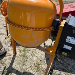 電動コンクリートミキサー 100V 家庭 簡単 使用 肥料 ドラム  混ぜる 工事現場 家庭菜園 肥料づくりの画像