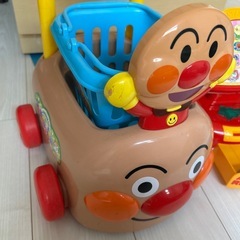 アンパンマンレジスターとアンパンマン買い物カートの画像