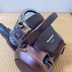 （中古品）Panasonicキャニスタータイプ掃除機差し上げます。の画像