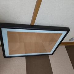 大きな額縁の画像