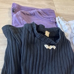 130 女の子　服の画像
