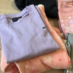 130 女の子　服の画像
