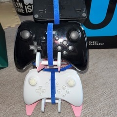 Wii U コントローラー2個ソフト2個付き　の画像