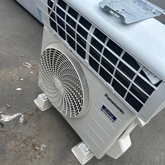 高年式！2023年製！Panasonic 2.2kw ルームエアコンの画像