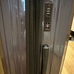 訳あり_格安_高級ポリカーボネート大型スーツケースの画像