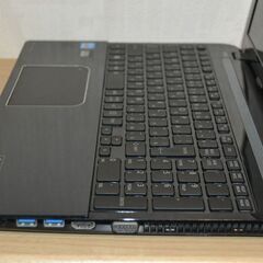 ◇格安！ノートパソコン #217　 Win11　新規インストール-//認証済み！BL-Ray  ACアダプタ付属!! の画像