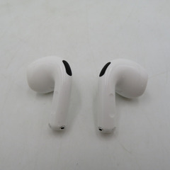 Apple AirPods (エアポッズ) オーディオ機器 Apple AirPods 4 MXO63J/A【中古】 【コンプオフ金沢野々市店】の画像