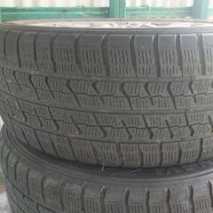 スタットレスタイヤホイール付きの画像