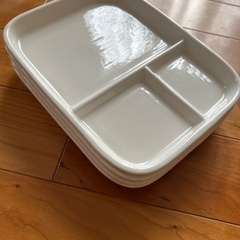 仕切り　プレート(陶器) 4枚の画像