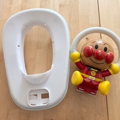アンパンマン補助便座とトレーニングパッド×3パックの画像