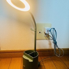 【色・明るさ調整可能】IKEAスタンドライトの画像