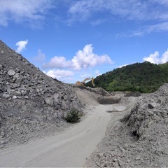 　富山県ダム本体工事の画像