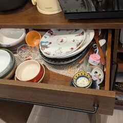 値下げしました！LOWYAロウヤ★食器棚の画像