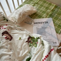 IKEA イケア　ベビーベッド　HENSVIK ホワイト　白　の画像